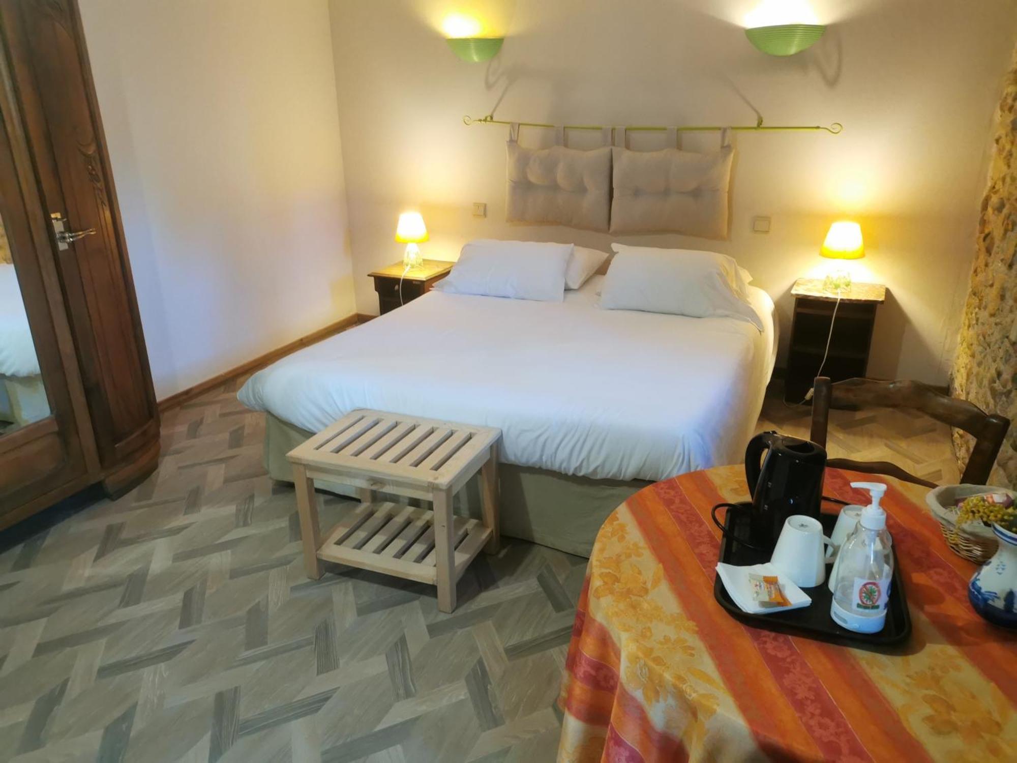 โดแมน มา บาซ็อง Hotel อาเลนยา ห้อง รูปภาพ